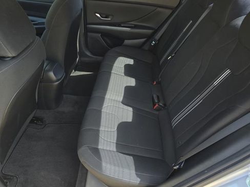 Used 2023 Hyundai Elantra SEL w/ Convenience Package image 21