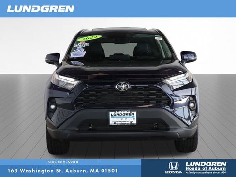Used 2022 Toyota RAV4 XLE Premium AWD/4WD image 2