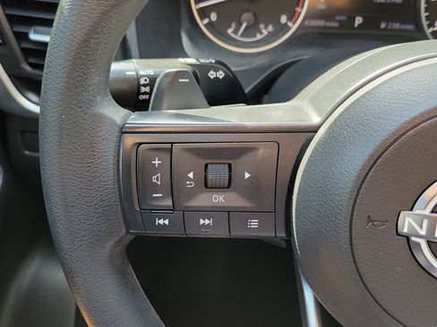 Used 2023 Nissan Rogue S AWD/4WD image 26