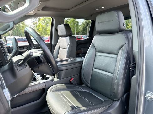 Used 2021 GMC Sierra 1500 Denali w/ Denali Ultimate Package AWD/4WD image 14
