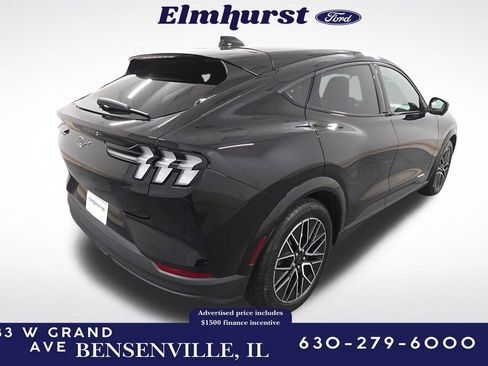 Certified 2025 Ford Mustang Mach-E Premium image 6