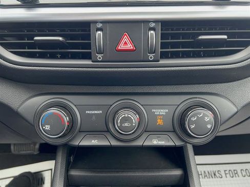 Used 2022 Kia Forte Sedan image 20