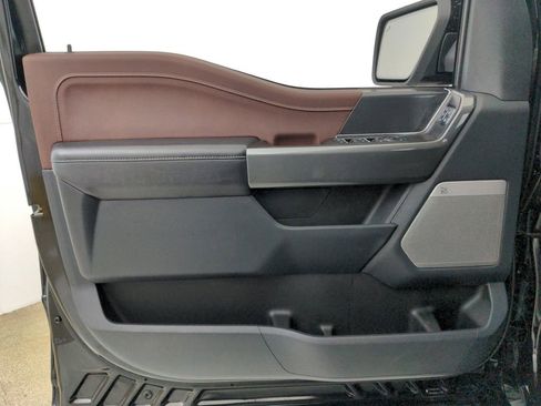 Used 2022 Ford F150 Lariat w/ Max Trailer Tow Package AWD/4WD image 25