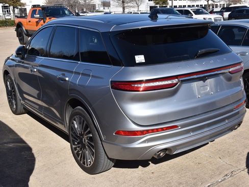 Used 2021 Lincoln Corsair Reserve w/ Equipment Group 201A image 9