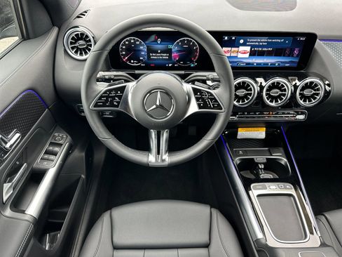 New 2025 Mercedes-Benz GLA 250 image 15