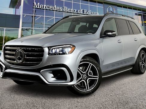 New 2025 Mercedes-Benz GLS 450 4MATIC image 2
