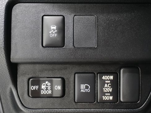 Used 2022 Toyota Tacoma TRD Sport w/ TRD Premium Sport Package image 26