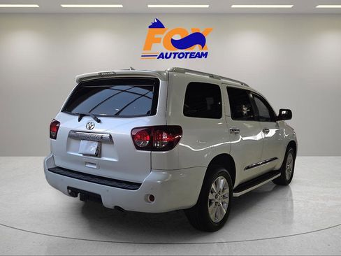 Certified 2019 Toyota Sequoia Platinum AWD/4WD image 4
