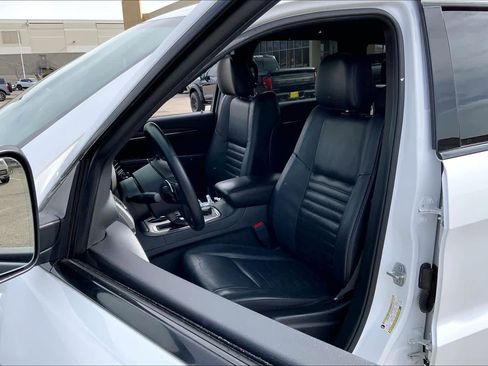 Used 2020 Jeep Grand Cherokee Limited X image 6