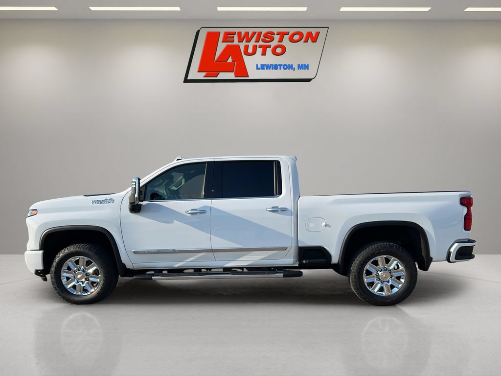 Certified 2024 Chevrolet Silverado 3500 High Country AWD/4WD image 10