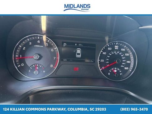 Used 2022 Kia Forte GT-Line w/ GT-Line Technology Package FWD image 28