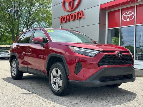 Certified 2025 Toyota RAV4 XLE w/ Convenience Package AWD/4WD image 7