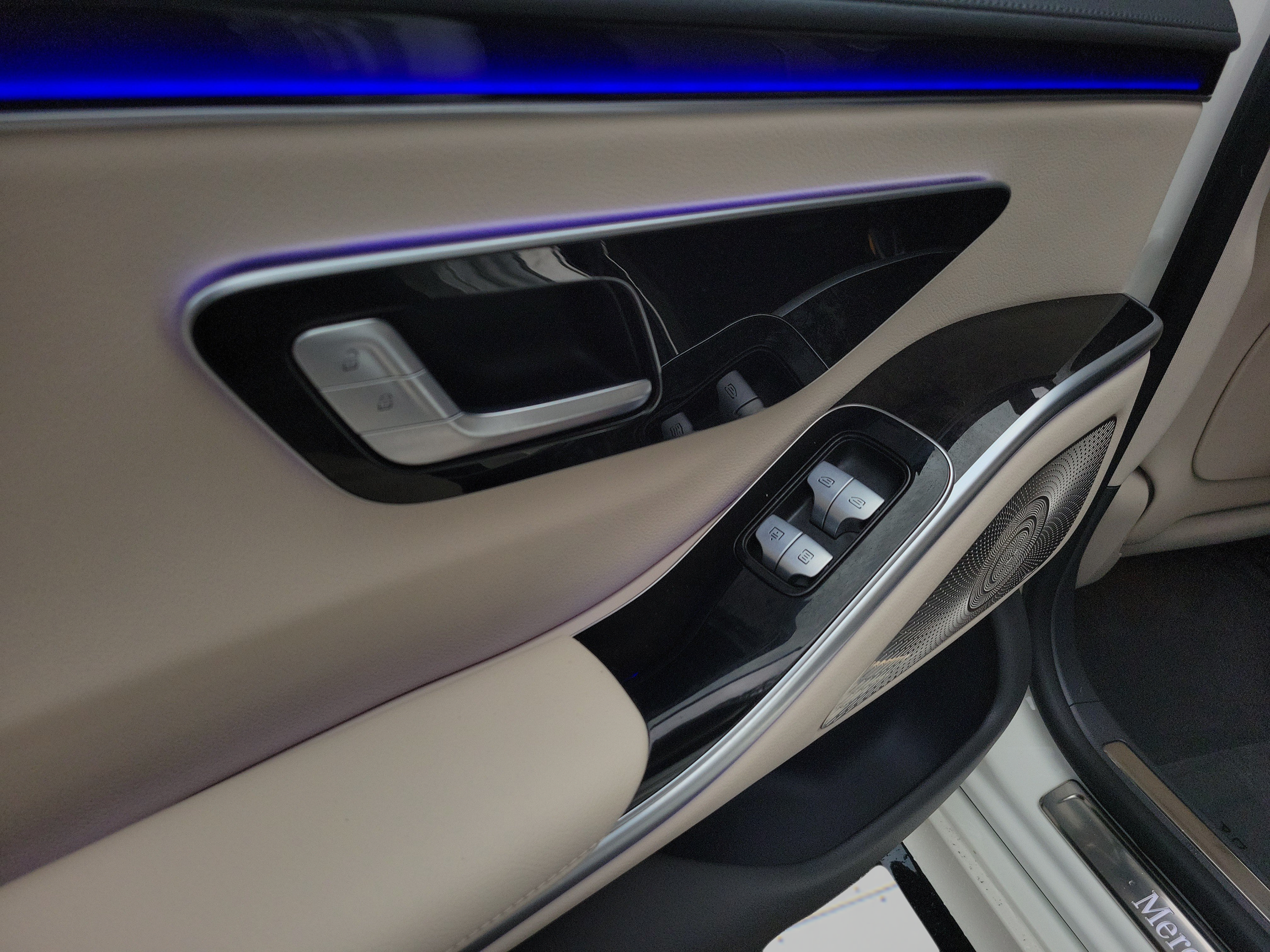 Used 2022 Mercedes-Benz S 500 4MATIC image 8