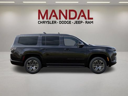New 2026 Jeep Grand Wagoneer 2WD w/ Premium Group I image 21