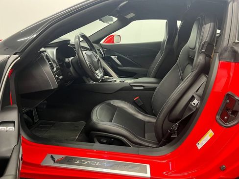 Used 2019 Chevrolet Corvette Z06 image 4