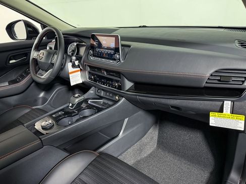 Used 2026 Nissan Rogue SV w/ Rock Creek Premium Package image 11