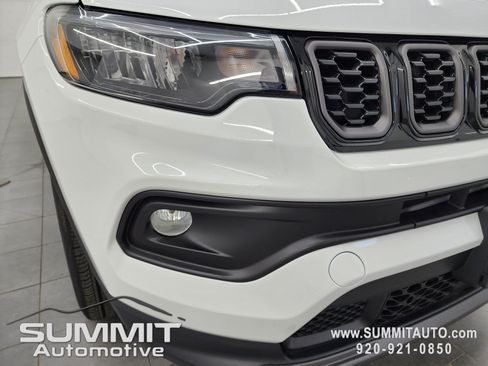 New 2026 Jeep Compass Latitude AWD/4WD image 24
