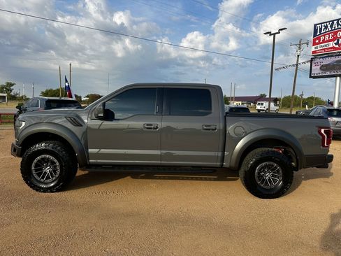 Used 2020 Ford F150 Raptor w/ Equipment Group 802A Luxury image 9