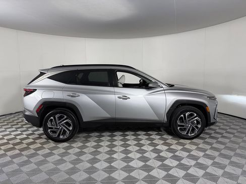 Used 2025 Hyundai Tucson Limited AWD/4WD image 7