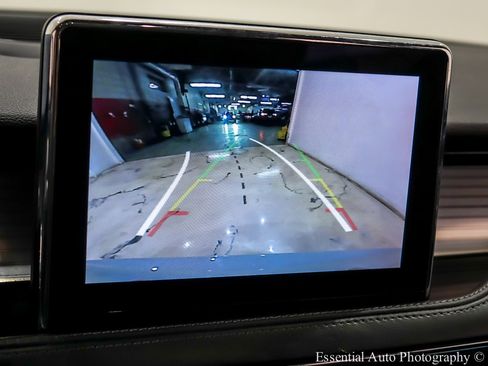 Used 2021 Lincoln Corsair Base AWD w/ Premium Package image 23