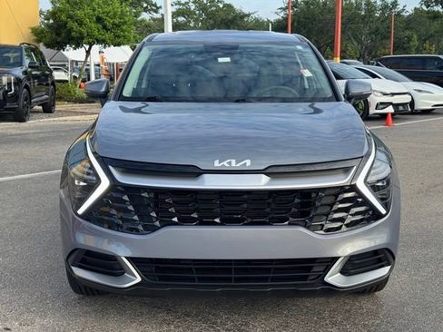 Used 2024 Kia Sportage EX FWD image 5