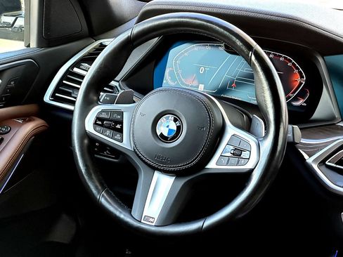 Used 2023 BMW X5 sDrive40i w/ M Sport Package RWD image 30