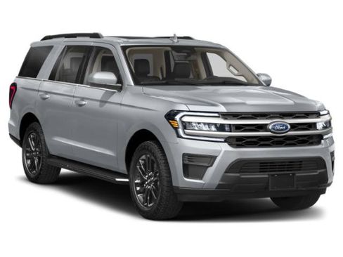 Used 2022 Ford Expedition XLT AWD/4WD image 8