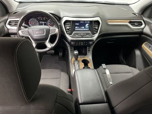 Used 2019 GMC Acadia SLE AWD/4WD image 4