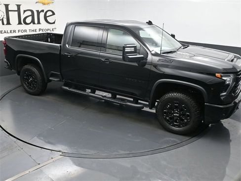 Used 2024 Chevrolet Silverado 2500 LTZ w/ LTZ Plus Package image 25