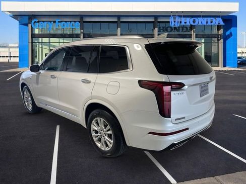 Used 2024 Cadillac XT6 Luxury FWD image 3
