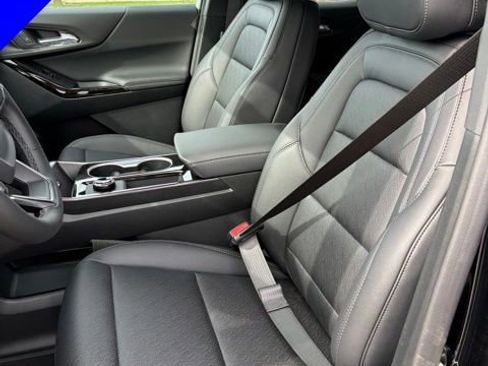 New 2026 Chevrolet Equinox LT w/ Convenience Package II FWD image 15