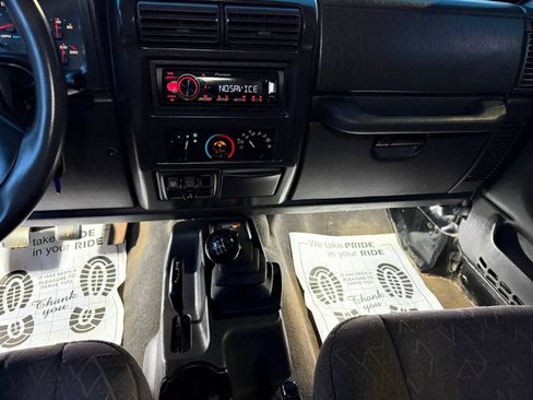 Used 2002 Jeep Wrangler Sport AWD/4WD image 12