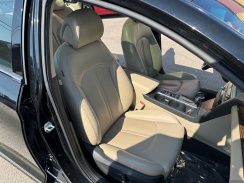 Used 2016 Hyundai Sonata Limited w/ Option Group 02 image 17