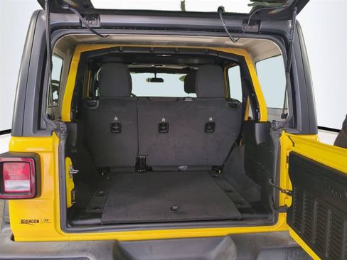 Used 2021 Jeep Wrangler Unlimited Sport AWD/4WD image 14