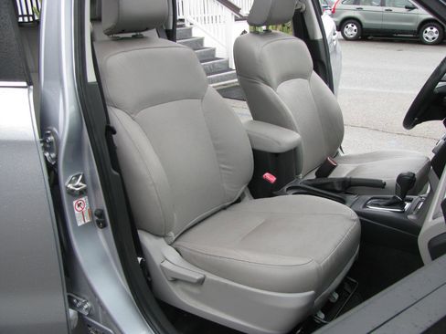 Used 2016 Subaru Forester 2.5i Touring w/ Eyesight & Navigation System AWD/4WD image 15