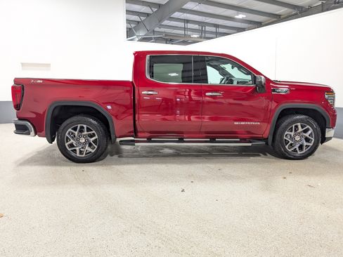 Used 2024 GMC Sierra 1500 SLT w/ SLT Premium Plus Package image 2