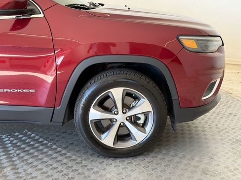 Used 2021 Jeep Cherokee Limited AWD/4WD image 12