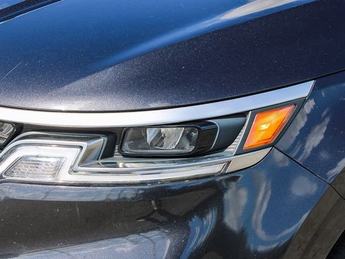 Used 2024 Kia Carnival LX image 10