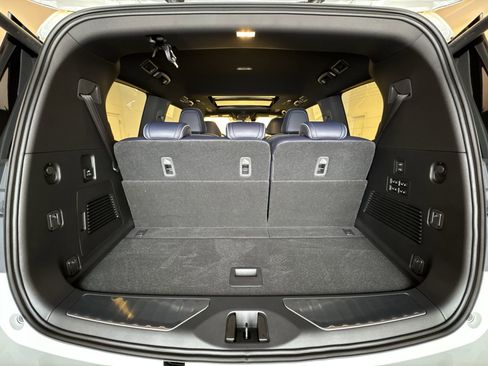 New 2026 INFINITI QX80 4WD w/ Sport Exterior Package image 25