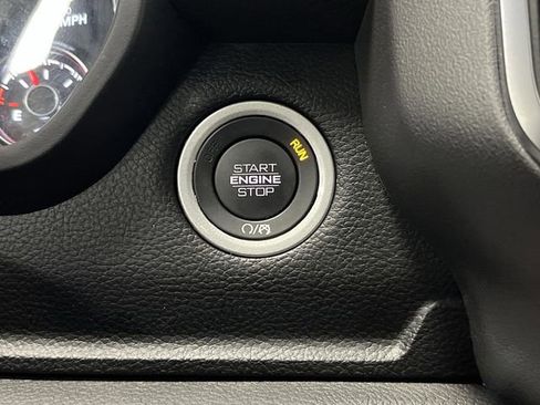 Used 2025 RAM 1500 Big Horn image 24