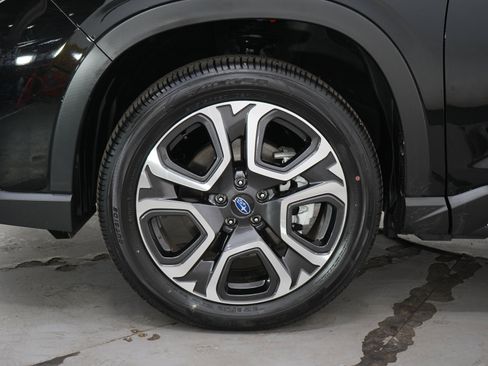 Certified 2026 Subaru Ascent Limited AWD/4WD image 31