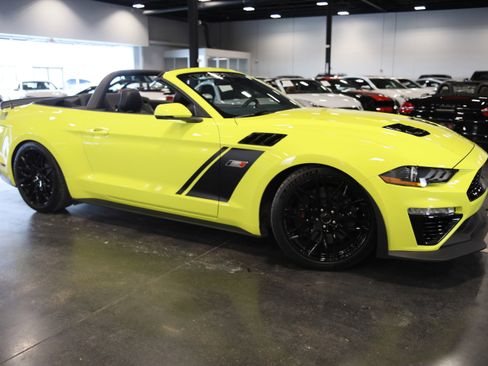 Used 2021 Ford Mustang GT Premium w/ GT Performance Package image 9