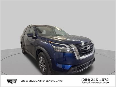 Used 2024 Nissan Pathfinder SV