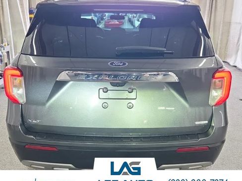 Used 2020 Ford Explorer XLT w/ Equipment Group 202A RWD image 4