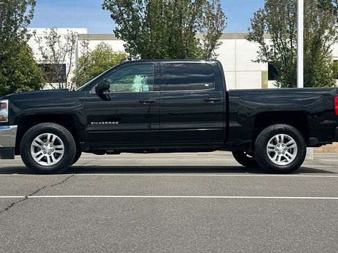Used 2018 Chevrolet Silverado 1500 LT w/ All Star Edition RWD image 7