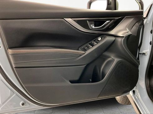 Used 2020 Subaru Crosstrek 2.0i Limited w/ Moonroof Package image 18