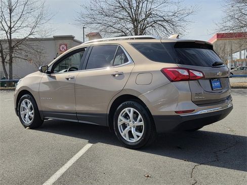 Used 2018 Chevrolet Equinox Premier image 3