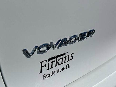 New 2026 Chrysler Voyager LX image 18