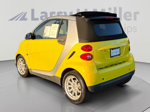 Used 2008 smart fortwo passion RWD image 3
