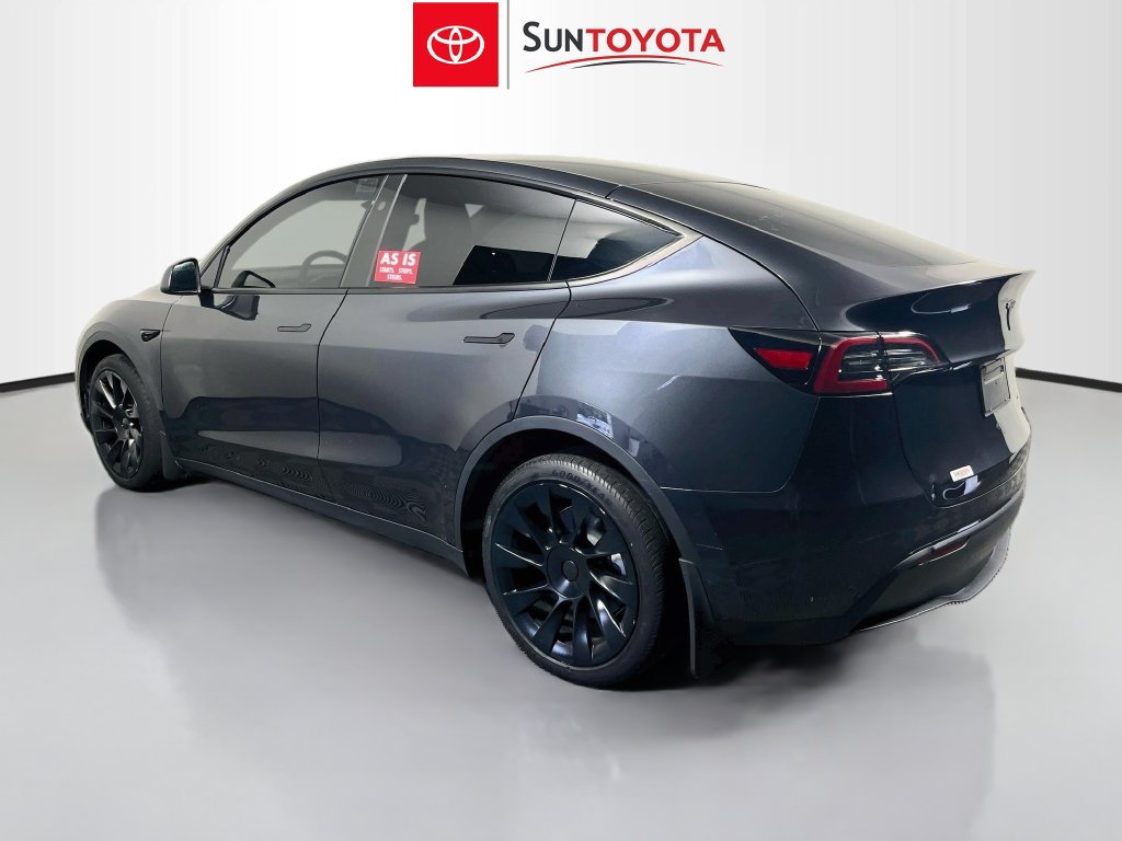 Used 2024 Tesla Model Y Long Range AWD/4WD image 5